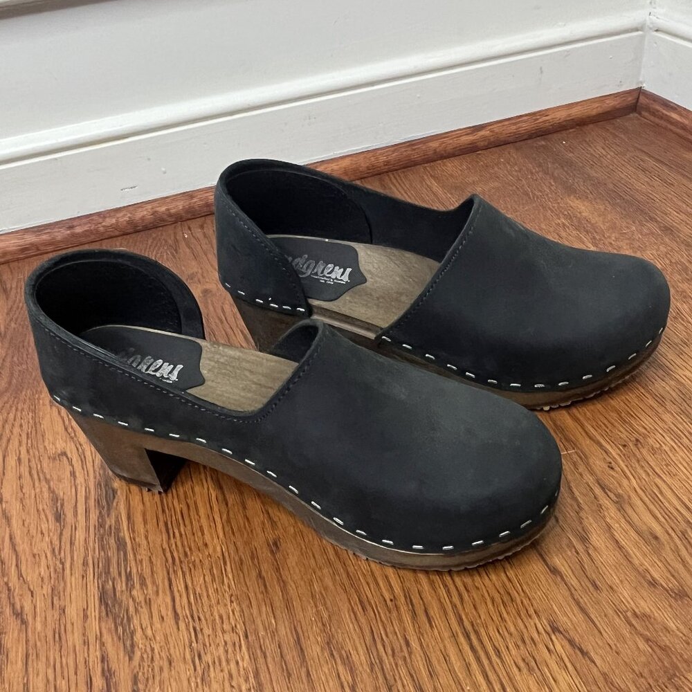 Sandgrens Swedish Clogs Wood Base Leather Round Toe – Size 38 EU / 7.5–8 US